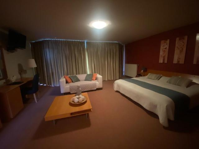 Hotel Gowell Kuur- en Wellness Yolande Buekers Wellen Exterior foto